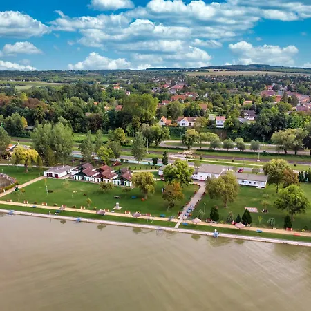 Σπίτι διακοπών In 19260 Balatonmáriafürdő